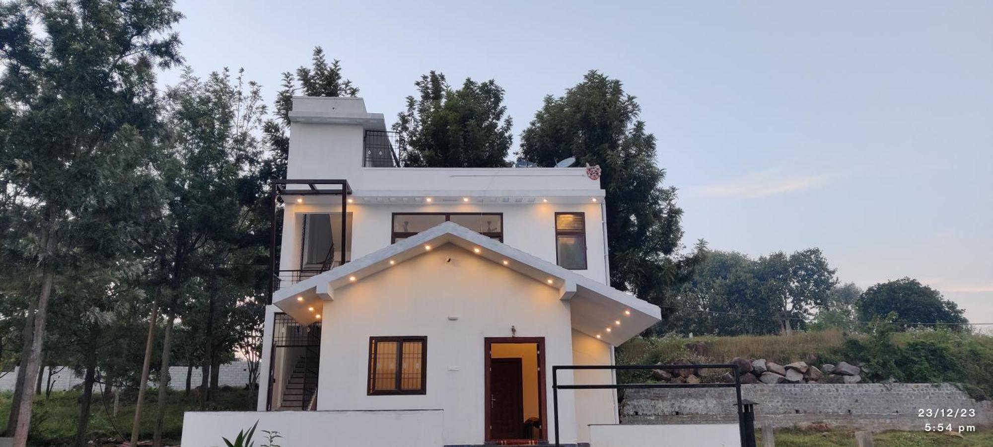 Individual Villa Stay Йелагири Екстериор снимка